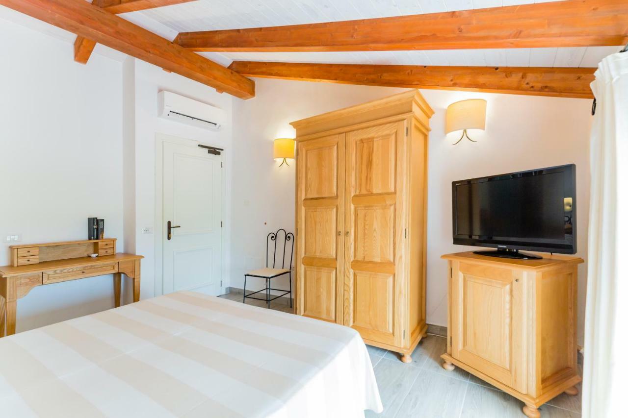 Villa Brigida Carloforte  Exteriör bild